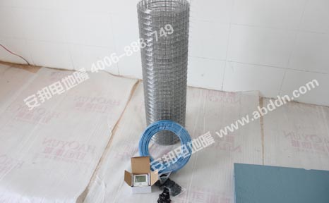 發(fā)熱電纜,鋼絲網(wǎng),電地暖溫控器等材料進場
