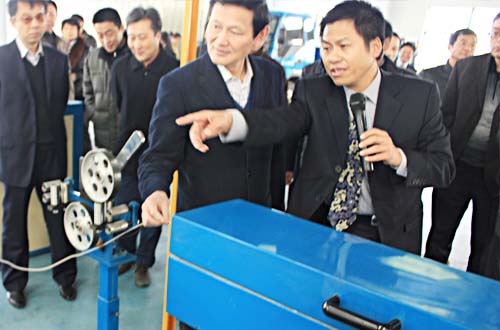 ����F�����L���O�B���I�����v��l(f��)����|���a(ch��n)��ˇ