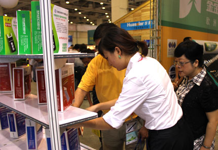 客戶了解太陽(yáng)能電伴熱帶產(chǎn)品性能