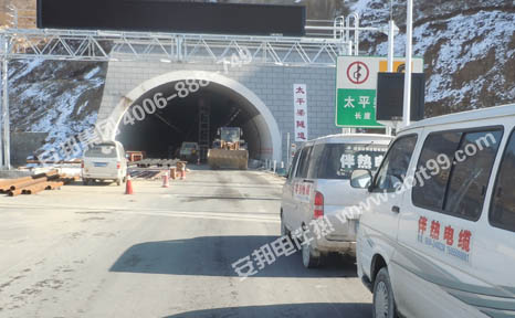 隧道消防管道電伴熱安裝現(xiàn)場(chǎng)